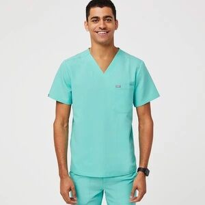 Figs Men’s Technical Collection Aqua Chisec‎ Three Pocket Scrub Top Size XL